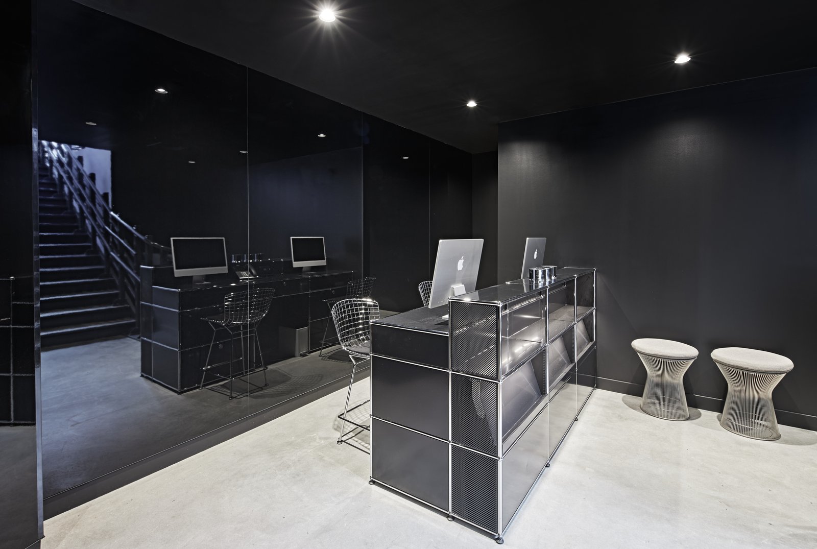 Front desk reception